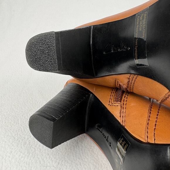 CLARKS Womens 9.5 Tan Leather Sapphire Vesta Heeled Ankle Boot Brown Side Zip - Picture 12 of 15